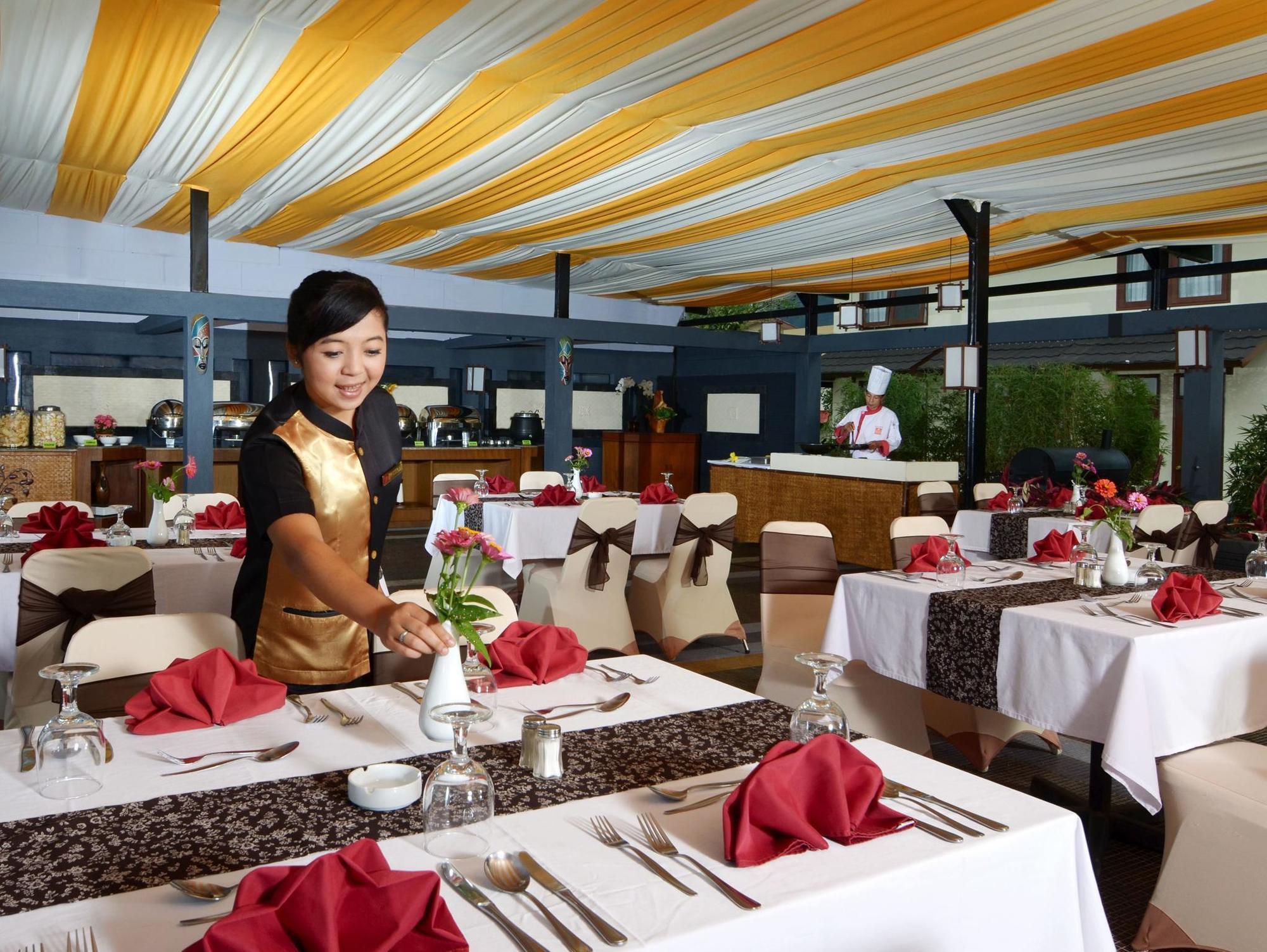 The Jayakarta Cisarua Hotel Puncak Exterior photo